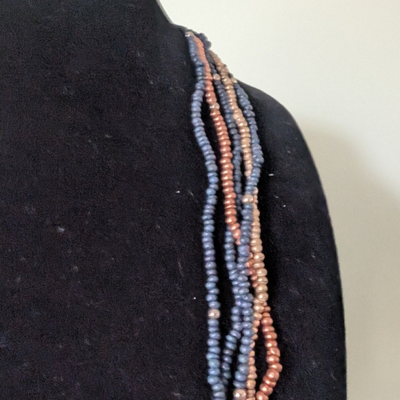 Elegant Beaded Necklace in Blue and Tan - Picture 6 of 8